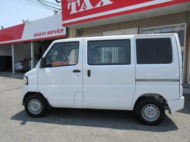 MITSUBISHI MINICAB van 2013