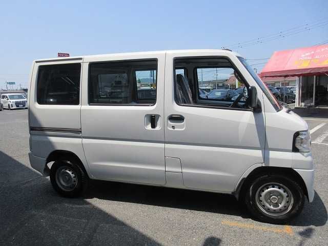 MITSUBISHI MINICAB van 2013