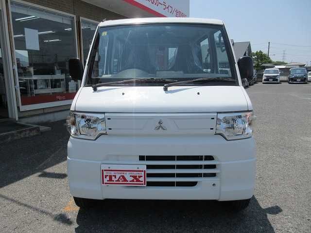 MITSUBISHI MINICAB van 2013