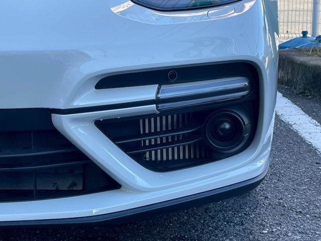 PORSCHE PORSCHE PANAMERA 2018