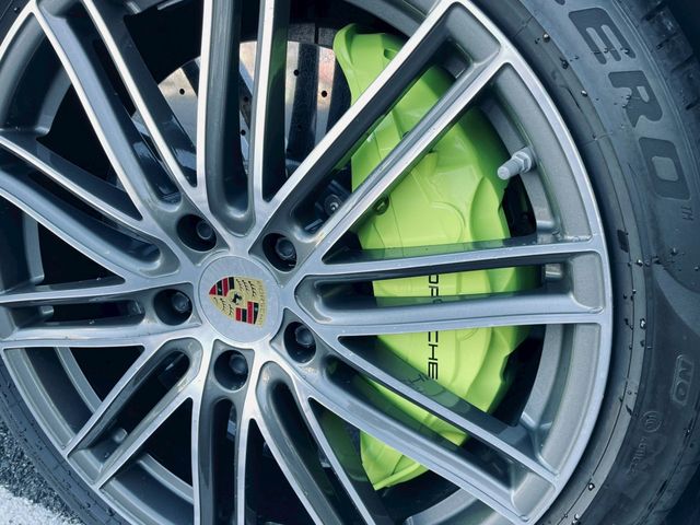 PORSCHE PORSCHE PANAMERA 2018