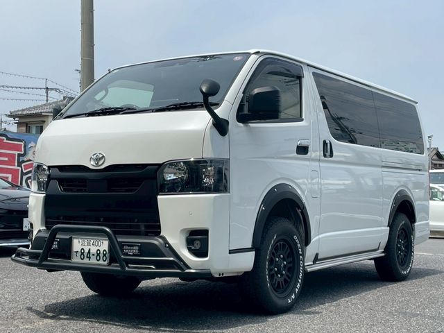 TOYOTA HIACE van 4WD 2023