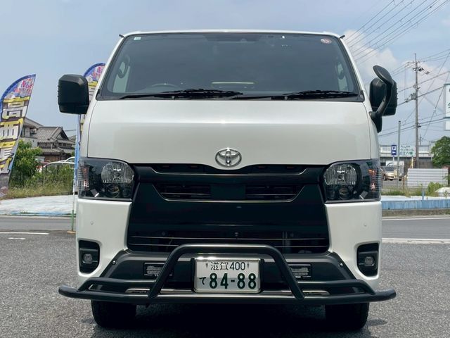 TOYOTA HIACE van 4WD 2023