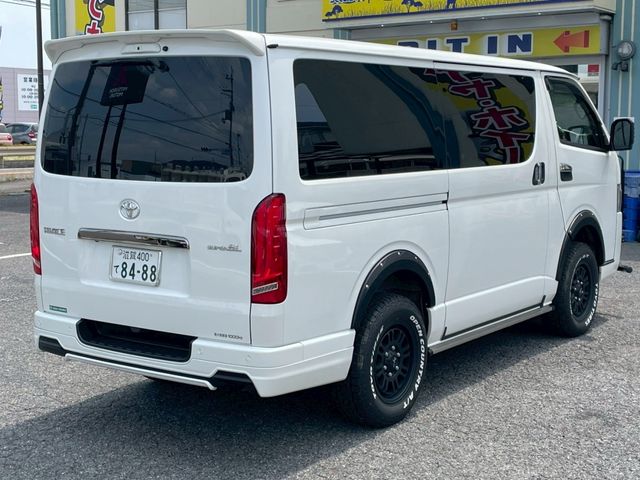 TOYOTA HIACE van 4WD 2023