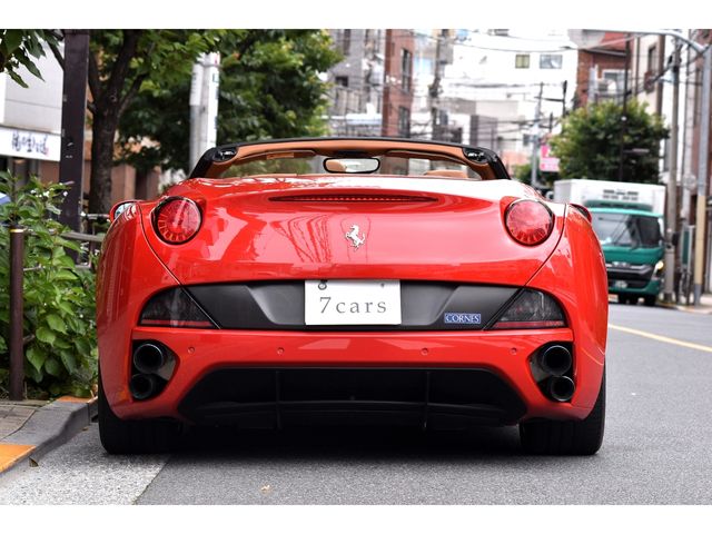 FERRARI FERRARI California 2010