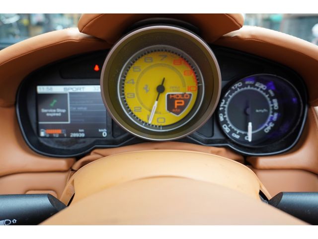 FERRARI FERRARI California 2010