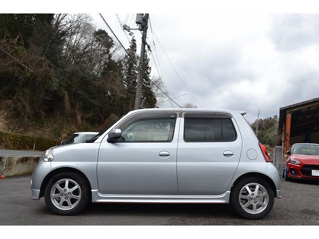 DAIHATSU ESSE CUSTOM 2009