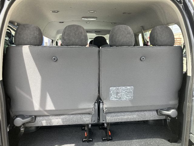 TOYOTA HIACE wagon 4WD 2025