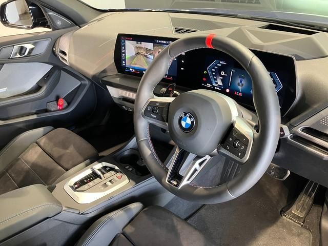 BMW BMW 1series 2024