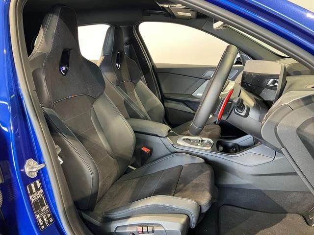 BMW BMW 1series 2024