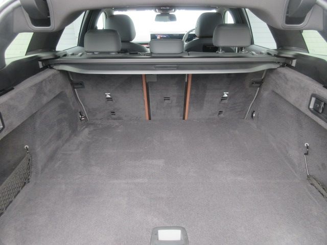 BMW BMW i5 touring 2024