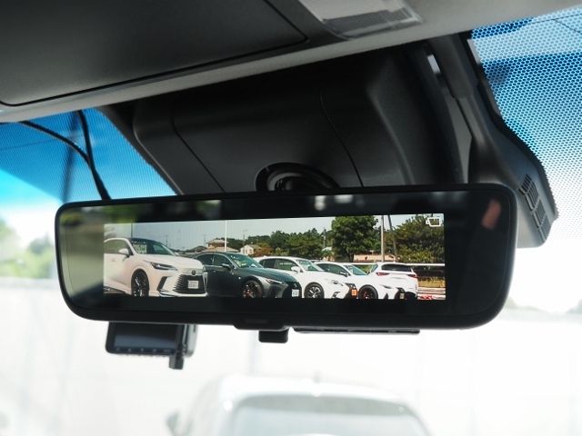 TOYOTA ALPHARD hybrid 4WD 2018