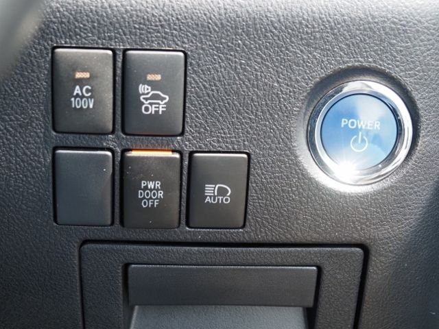 TOYOTA ALPHARD hybrid 4WD 2018