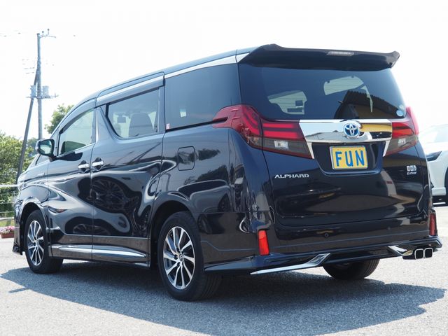 TOYOTA ALPHARD hybrid 4WD 2016