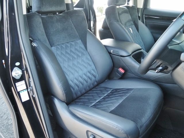 TOYOTA ALPHARD hybrid 4WD 2016