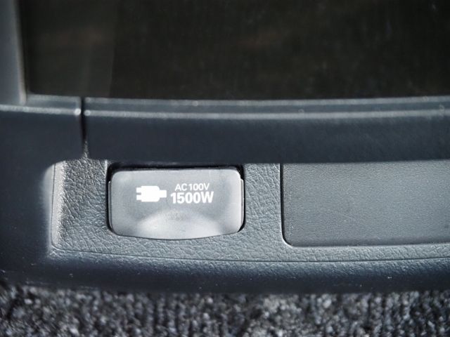 TOYOTA ALPHARD hybrid 4WD 2016