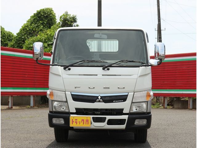 MITSUBISHI CANTER 2020