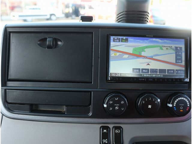 MITSUBISHI CANTER 2020