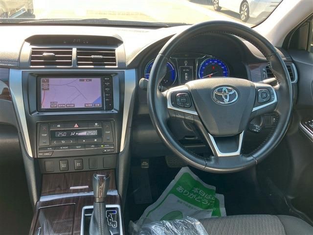 TOYOTA CAMRY HYBRID 2016