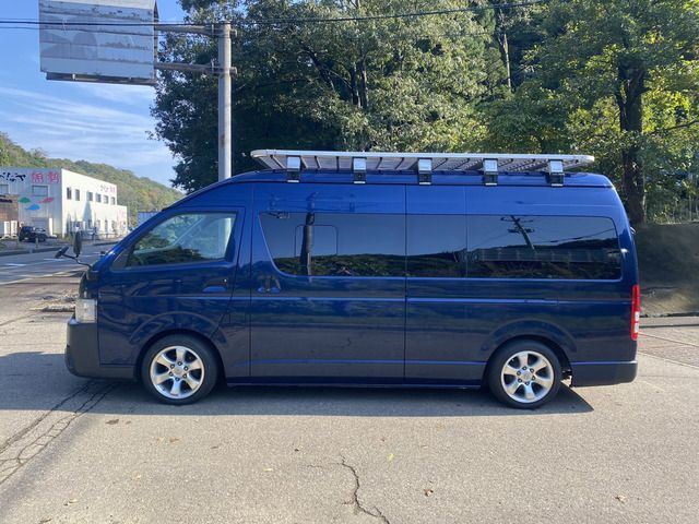 TOYOTA HIACE van 2WD 2014