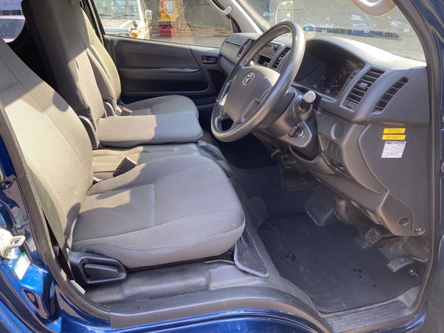 TOYOTA HIACE van 2WD 2014