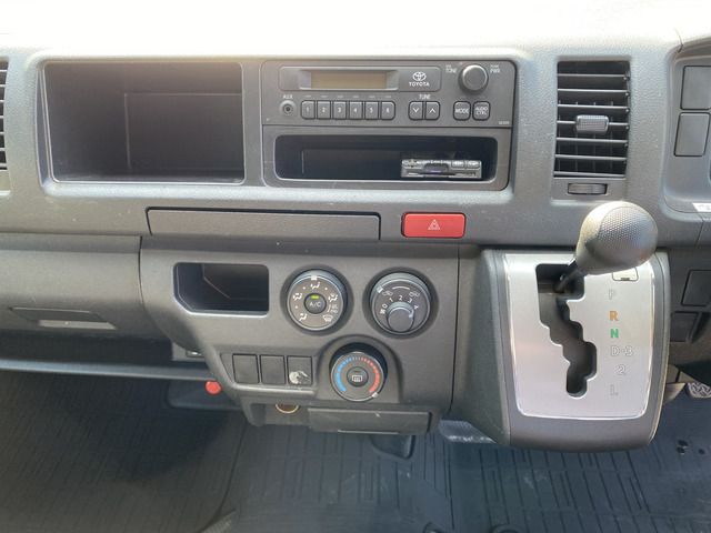 TOYOTA HIACE van 2WD 2014