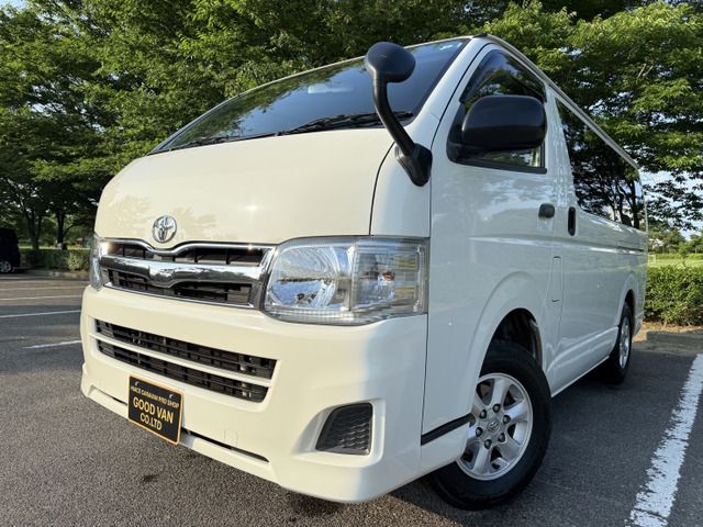 TOYOTA HIACE van 4WD 2012