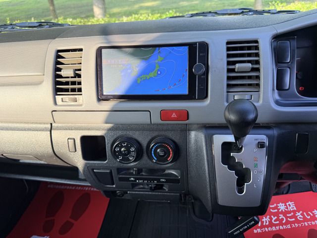 TOYOTA HIACE van 4WD 2012