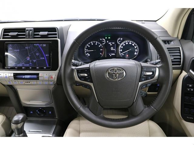 TOYOTA LANDCRUISER PRADO 2022