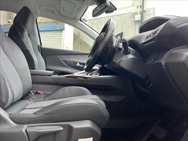 PEUGEOT PEUGEOT 3008 2018