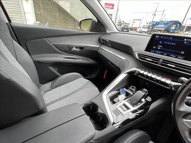 PEUGEOT PEUGEOT 3008 2018