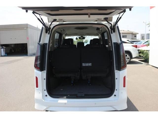 NISSAN SERENA  WG 2023