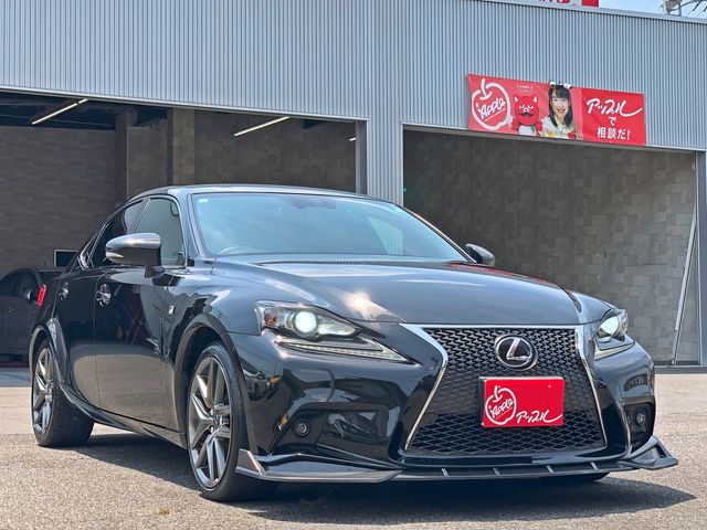 TOYOTA LEXUS IS200t 2015