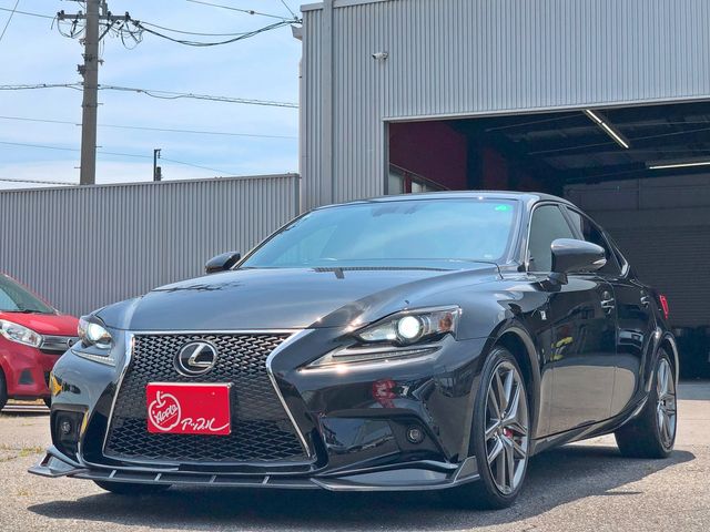 TOYOTA LEXUS IS200t 2015