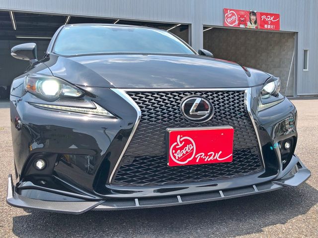 TOYOTA LEXUS IS200t 2015