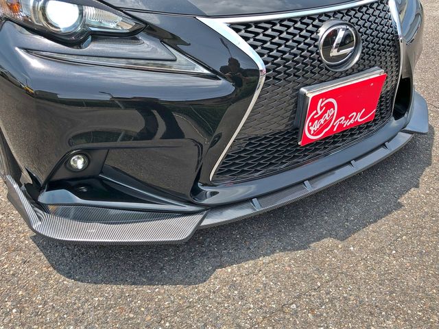 TOYOTA LEXUS IS200t 2015