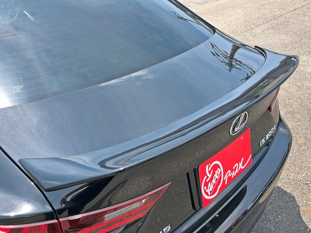 TOYOTA LEXUS IS200t 2015