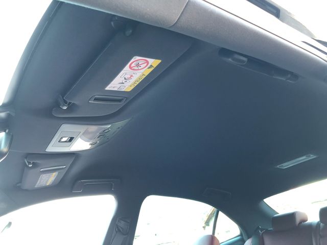 TOYOTA LEXUS IS200t 2015