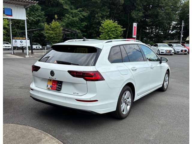 VOLKSWAGEN VOLKSWAGEN GOLF VARIANT 2022