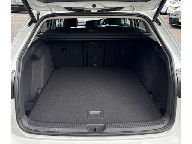 VOLKSWAGEN VOLKSWAGEN GOLF VARIANT 2022