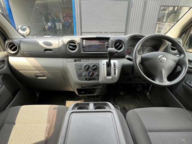 NISSAN NV350 CARAVAN 2018