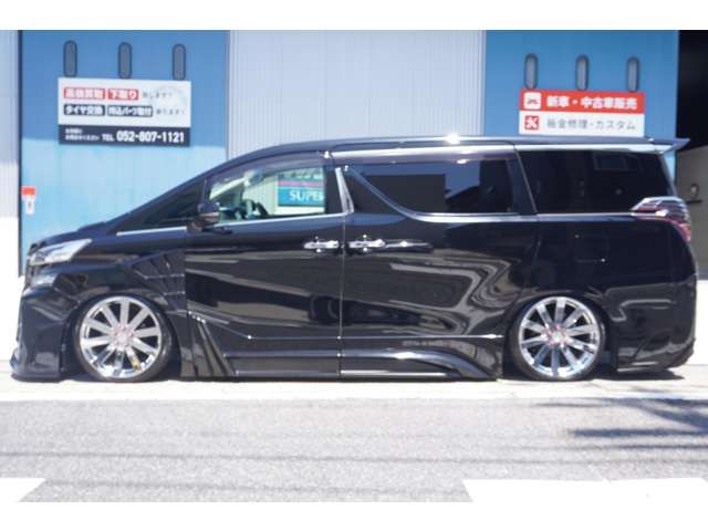 TOYOTA VELLFIRE 2017