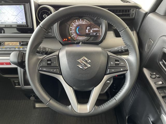 SUZUKI Spacia GEAR 2023