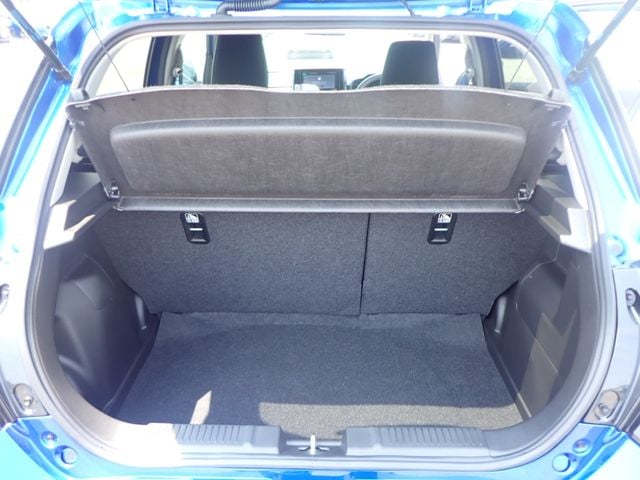 SUZUKI SWIFT 4WD 2023