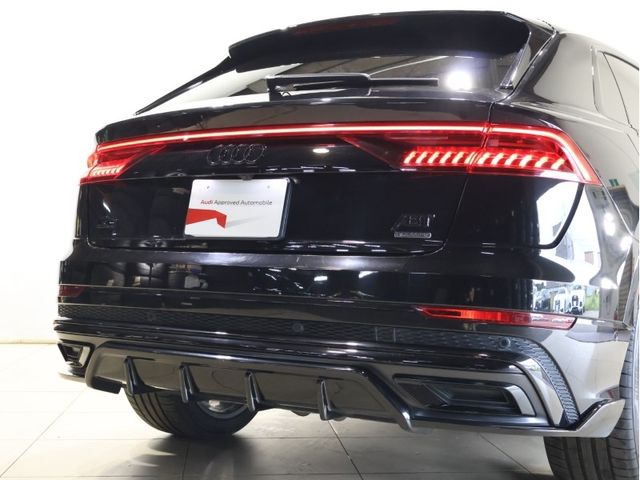 AUDI AUDI Q8 2022