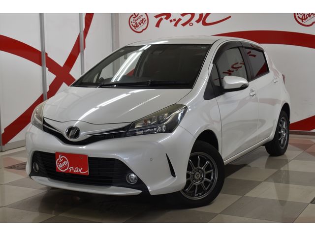 TOYOTA VITZ  4WD 2015