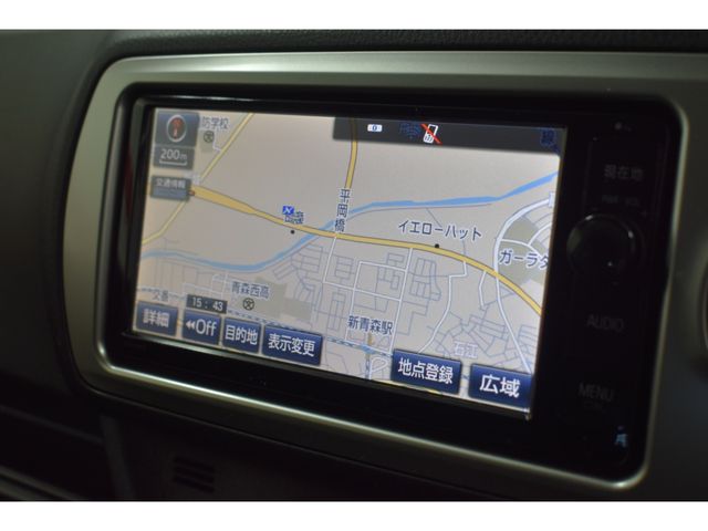 TOYOTA VITZ  4WD 2015