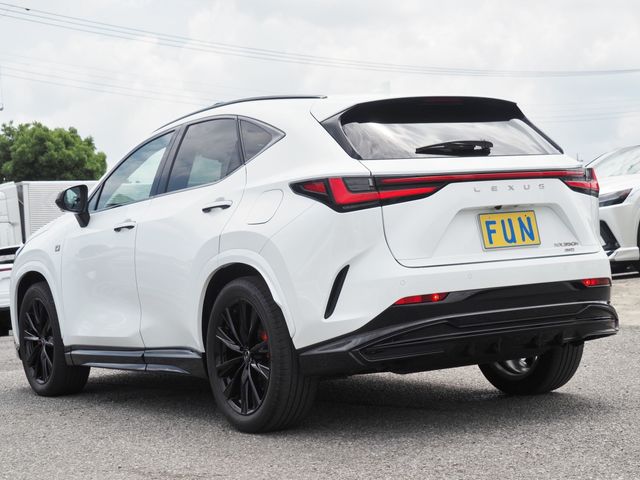 TOYOTA LEXUS NX350h AWD 2023