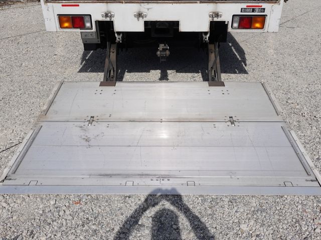 MITSUBISHI FUSOU FIGHTER 2017