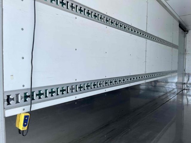 MITSUBISHI FUSOU FIGHTER 2018